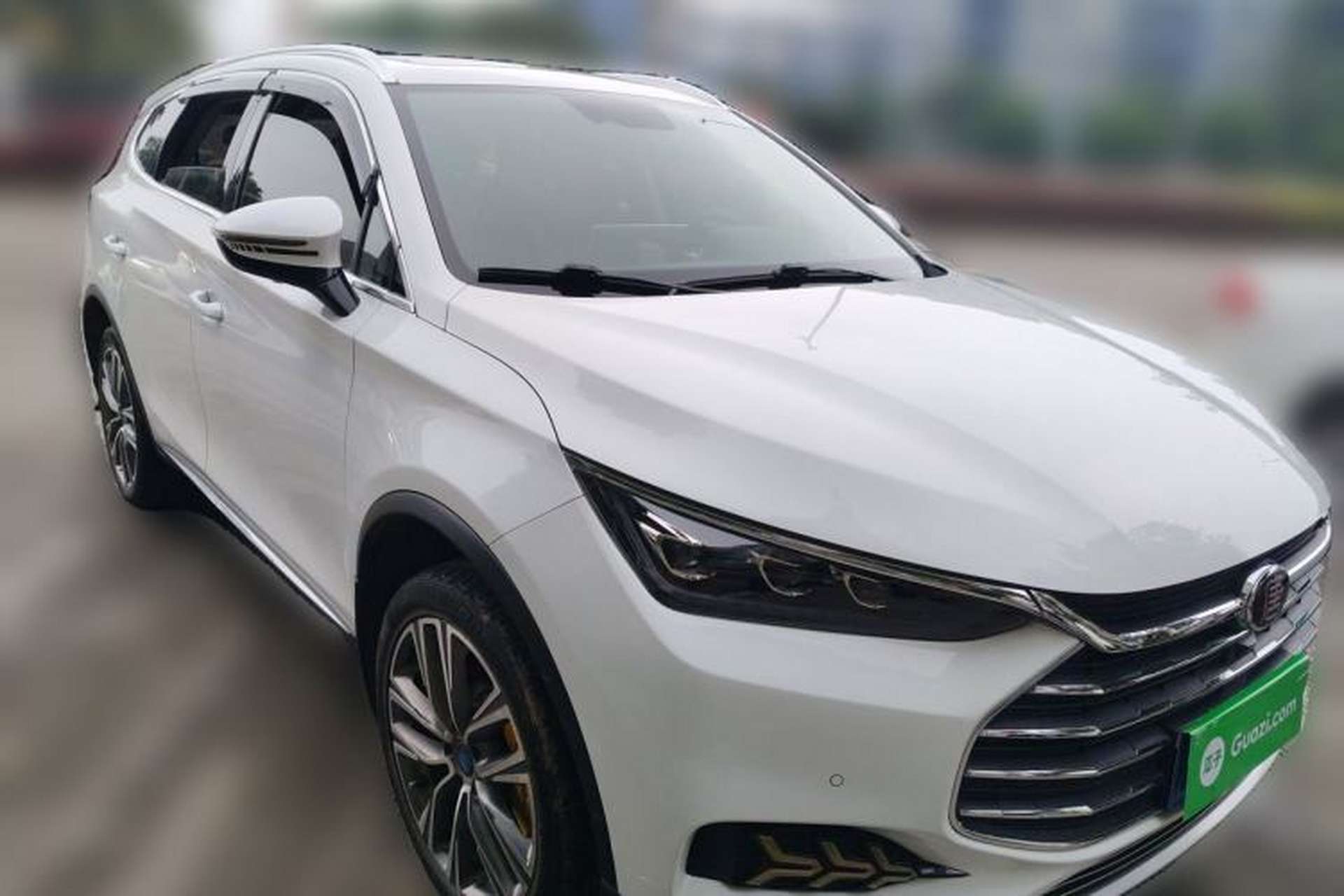 Used BYD Tang 2019 2.0T Automatic SmartConnect Prestige 7-Seater China VI Standard Front Right 45 Deg