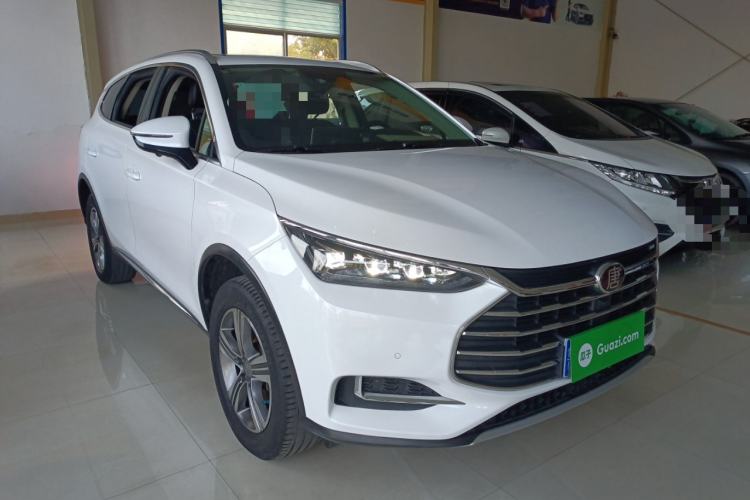 Used BYD Tang 2019 2.0T Automatic SmartConnect Luxury Edition 7 Seats China VI Standard Front Right 45 Deg