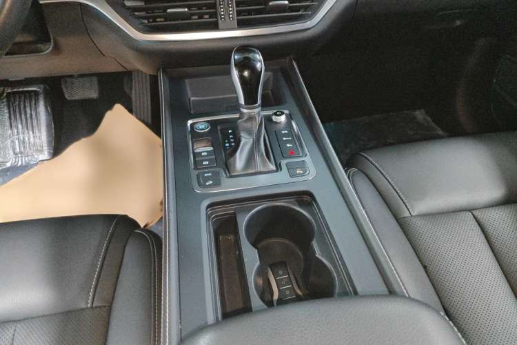Used BYD Tang 2019 2.0T Automatic SmartConnect Prestige 5-Seater China VI Standard Gear Lever
