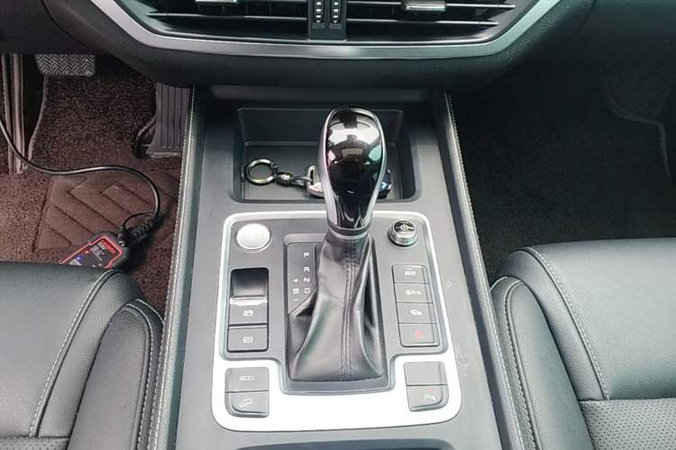 Used BYD Tang 2019 2.0T Automatic SmartConnect Prestige 7-Seater China VI Standard Gear Lever