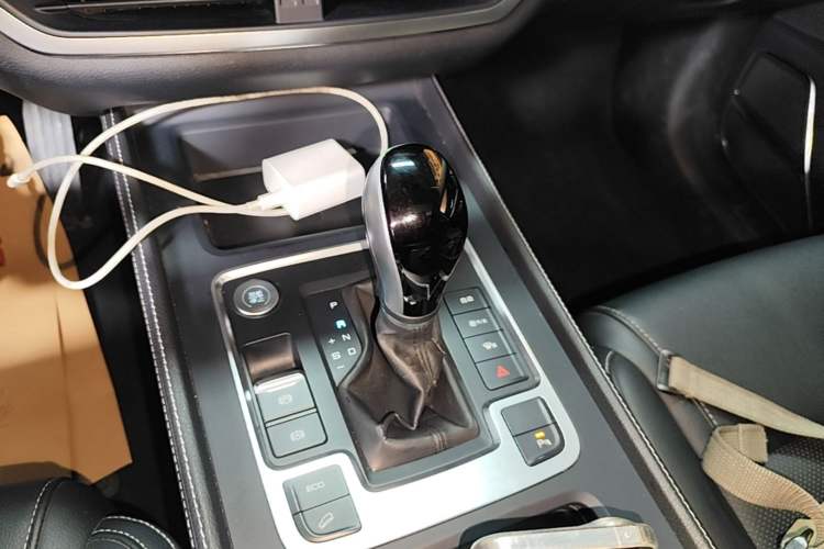 Used BYD Tang 2019 2.0T Automatic SmartConnect Luxury Edition 5 Seats China VI Standard Gear Lever