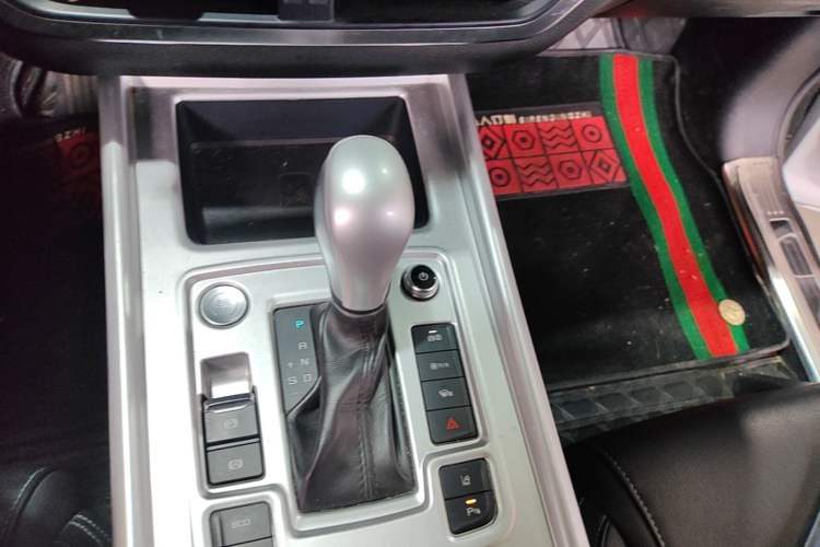 Used BYD Tang 2019 2.0T Automatic SmartConnect Luxury 7-Seater China VI Standard Gear Lever