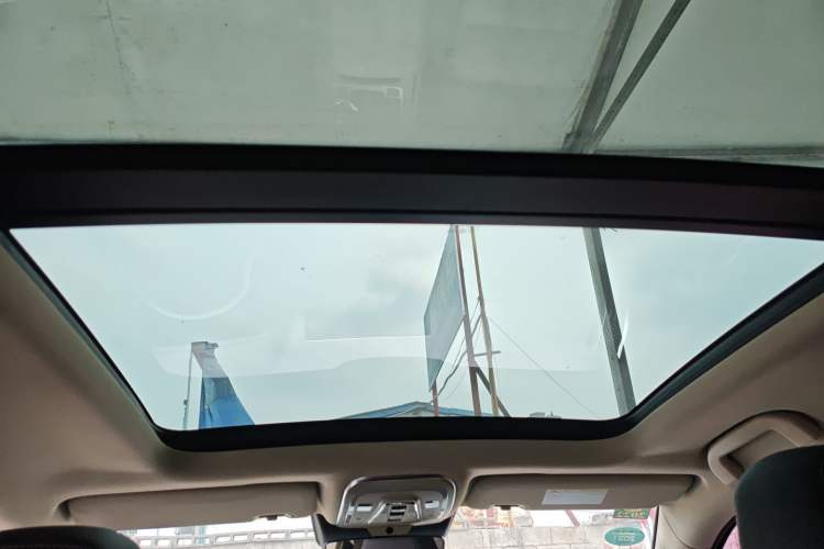 Used BYD Tang 2019 2.0T Automatic SmartConnect Prestige 5-Seater China VI Standard Headliner