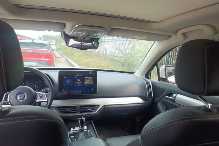 Used BYD Tang 2019 2.0T Automatic SmartConnect Prestige 5-Seater China VI Standard Headliner