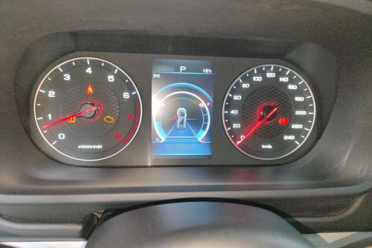 Used BYD Tang 2019 2.0T Automatic SmartConnect Prestige 5-Seater China VI Standard Instrument Cluster