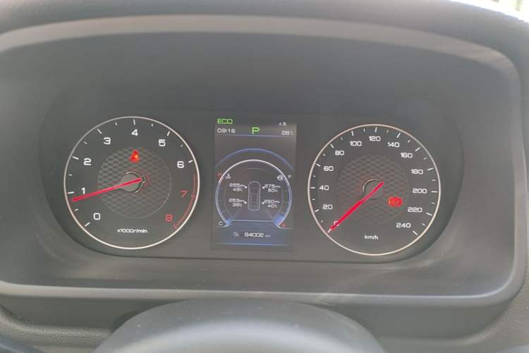 Used BYD Tang 2019 2.0T Automatic SmartConnect Prestige 5-Seater China VI Standard Instrument Cluster