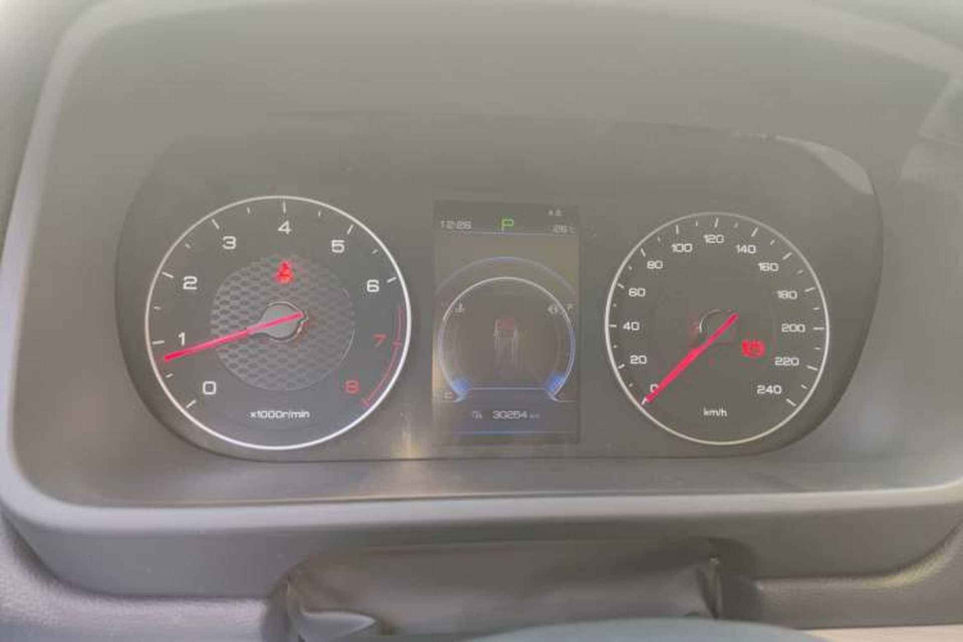Used BYD Tang 2019 2.0T Automatic SmartConnect Prestige 5-Seater China VI Standard Instrument Cluster