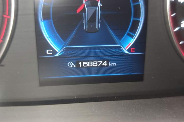Used BYD Tang 2019 2.0T Automatic SmartConnect Prestige 7-Seater China VI Standard Instrument Cluster