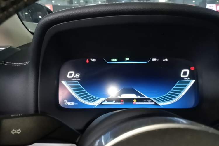 Used BYD Tang 2019 2.0T Automatic SmartConnect Luxury 7-Seater China VI Standard Instrument Cluster
