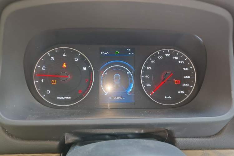 Used BYD Tang 2019 2.0T Automatic SmartConnect Prestige 7-Seater China VI Standard Instrument Cluster