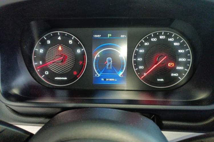 Used BYD Tang 2019 2.0T Automatic SmartConnect Luxury Edition 7 Seats China VI Standard Instrument Cluster