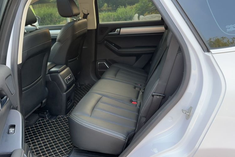 Used BYD Tang 2019 2.0T Automatic SmartConnect Prestige 7-Seater China VI Standard Interior 1