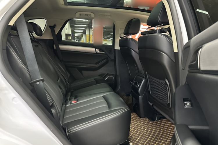 Used BYD Tang 2019 2.0T Automatic SmartConnect Luxury 7-Seater China VI Standard Interior 10