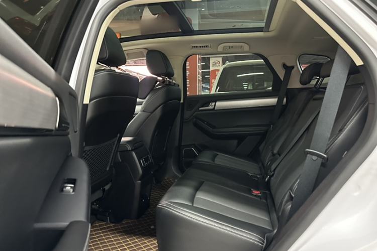 Used BYD Tang 2019 2.0T Automatic SmartConnect Luxury 7-Seater China VI Standard Interior 7