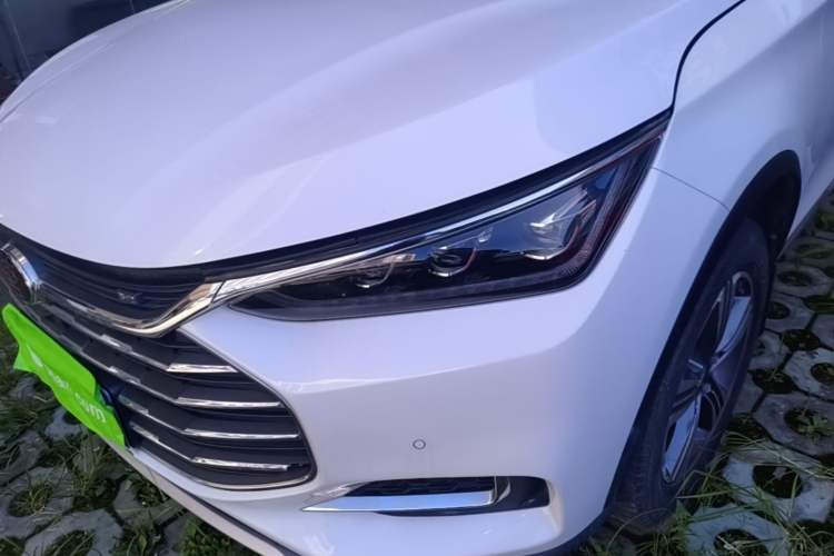 Used BYD Tang 2019 2.0T Automatic SmartConnect Luxury Edition 5 Seats China VI Standard Left Front Headlight