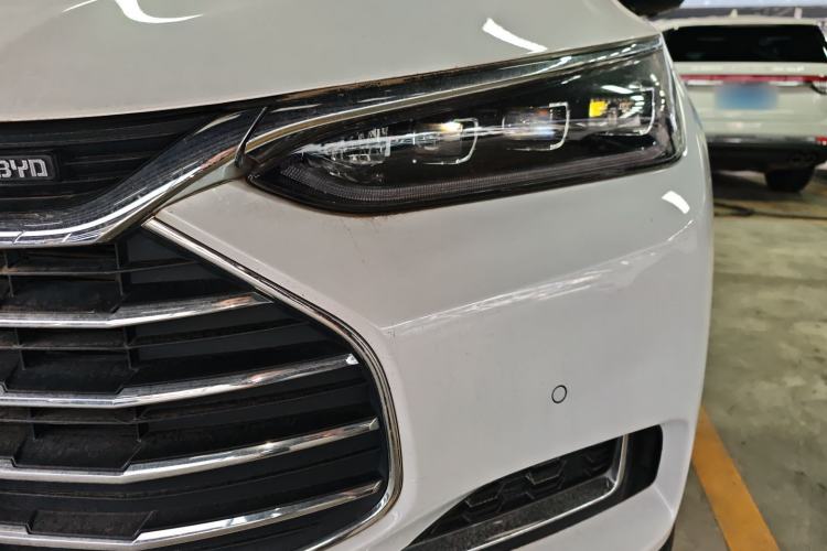 Used BYD Tang 2019 2.0T Automatic SmartConnect Luxury 7-Seater China VI Standard Left Front Headlight