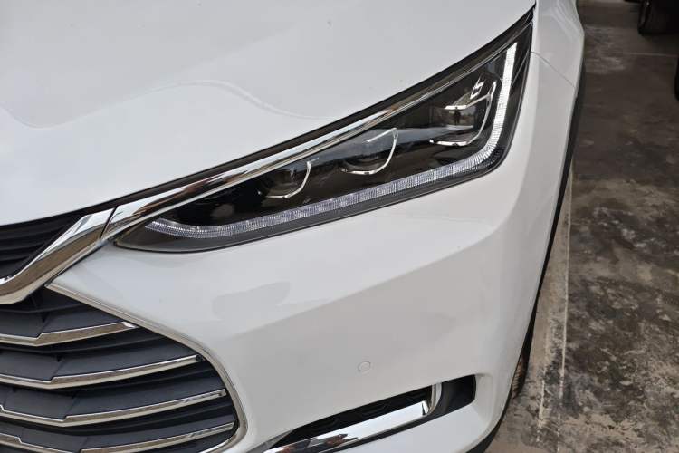 Used BYD Tang 2019 2.0T Automatic SmartConnect Prestige 5-Seater China VI Standard Left Front Headlight