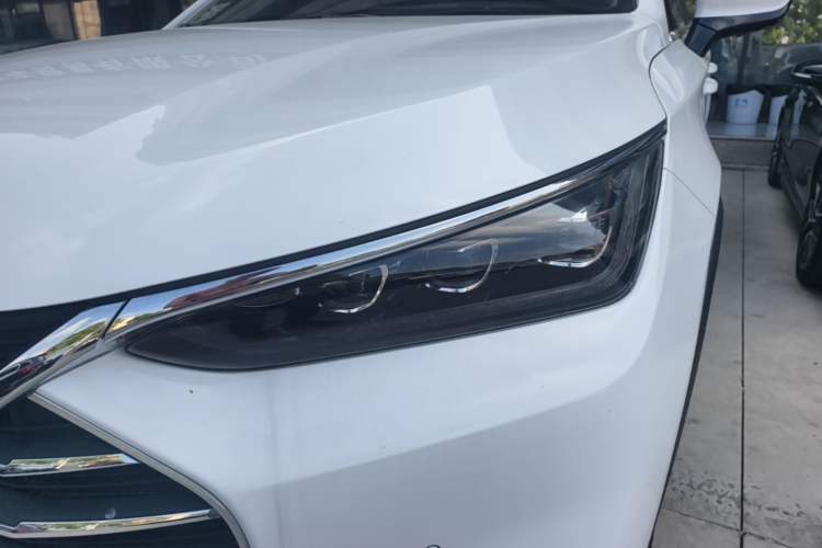 Used BYD Tang 2019 2.0T Automatic SmartConnect Prestige 7-Seater China VI Standard Left Front Headlight
