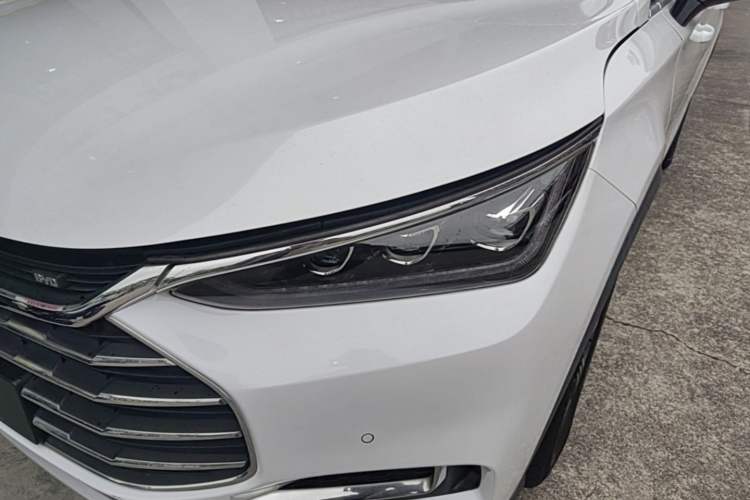 Used BYD Tang 2019 2.0T Automatic SmartConnect Luxury Edition 5 Seats China VI Standard Left Front Headlight