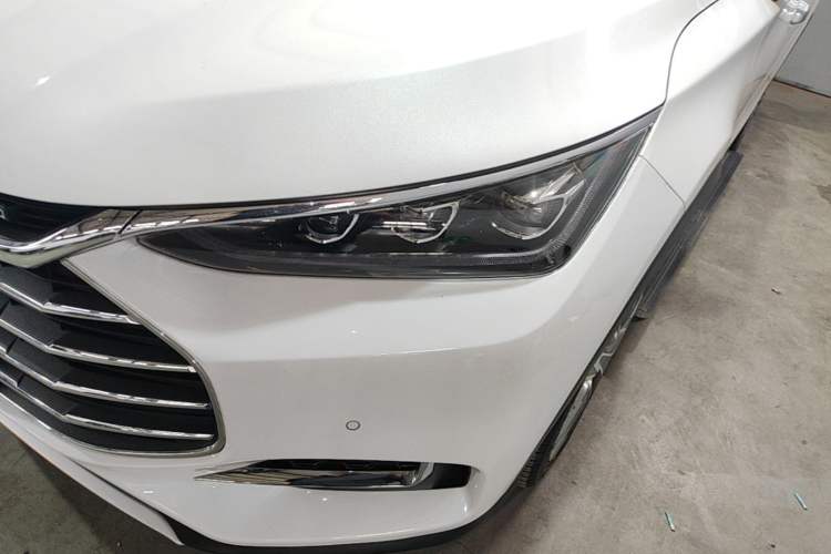 Used BYD Tang 2019 2.0T Automatic SmartConnect Luxury 7-Seater China VI Standard Left Front Headlight