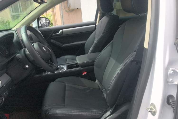 Used BYD Tang 2019 2.0T Automatic SmartConnect Prestige 7-Seater China VI Standard Left Front Seat