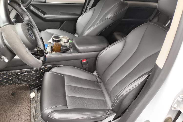 Used BYD Tang 2019 2.0T Automatic SmartConnect Luxury 7-Seater China VI Standard Left Front Seat