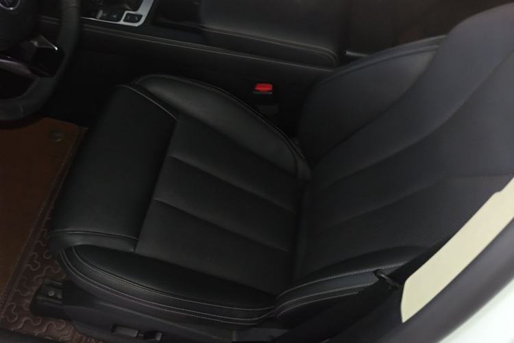 Used BYD Tang 2019 2.0T Automatic SmartConnect Prestige 7-Seater China VI Standard Left Front Seat