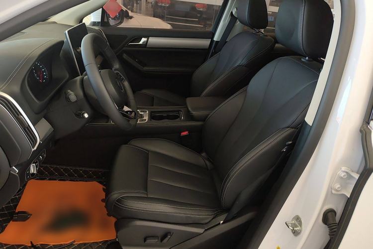 Used BYD Tang 2019 2.0T Automatic SmartConnect Prestige 5-Seater China VI Standard Left Front Seat