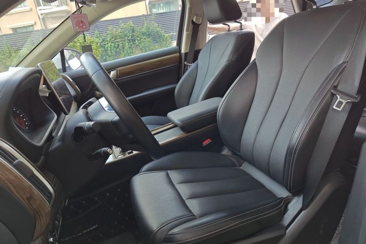 Used BYD Tang 2019 2.0T Automatic SmartConnect Prestige 7-Seater China VI Standard Left Front Seat