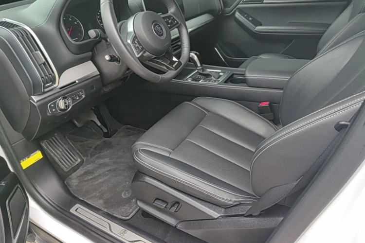 Used BYD Tang 2019 2.0T Automatic SmartConnect Luxury Edition 5 Seats China VI Standard Left Front Seat