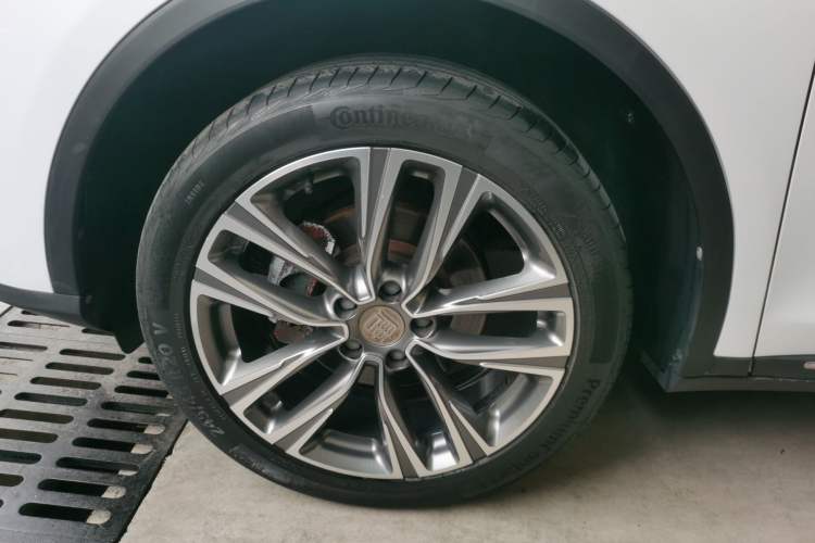 Used BYD Tang 2019 2.0T Automatic SmartConnect Prestige 7-Seater China VI Standard Left Front Wheel Hub