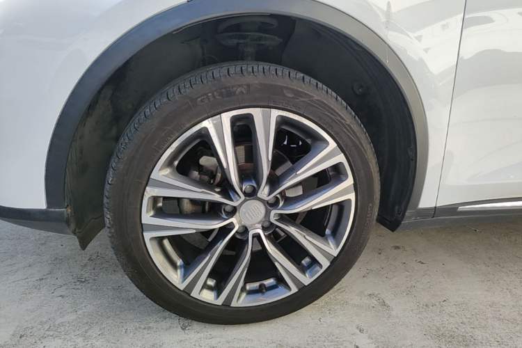 Used BYD Tang 2019 2.0T Automatic SmartConnect Prestige 5-Seater China VI Standard Left Front Wheel Hub