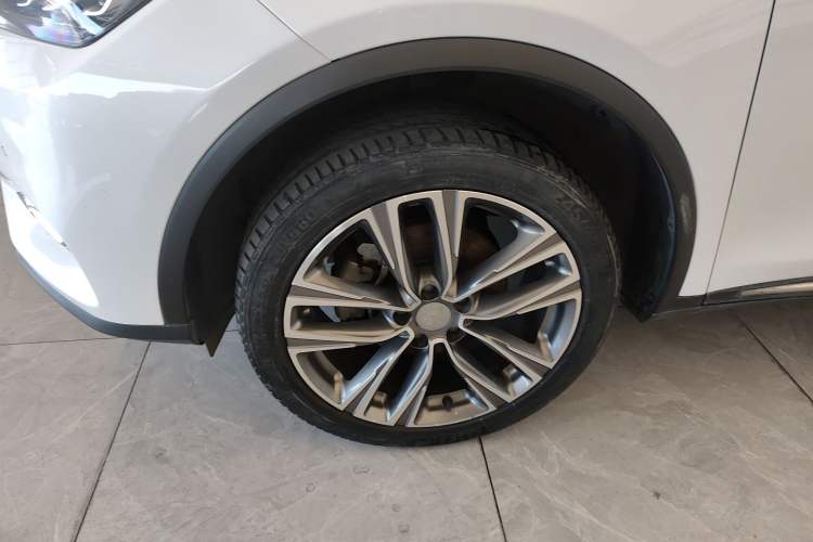 Used BYD Tang 2019 2.0T Automatic SmartConnect Prestige 5-Seater China VI Standard Left Front Wheel Hub