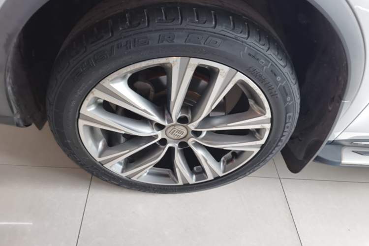 Used BYD Tang 2019 2.0T Automatic SmartConnect Luxury 7-Seater China VI Standard Left Front Wheel Hub