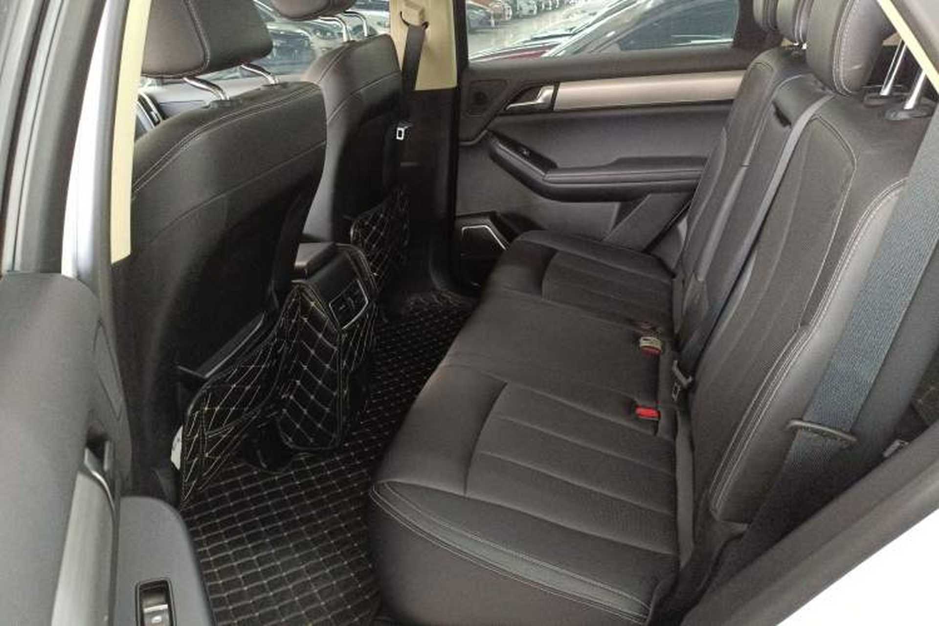 Used BYD Tang 2019 2.0T Automatic SmartConnect Luxury Edition 5 Seats China VI Standard Left Rear Seat
