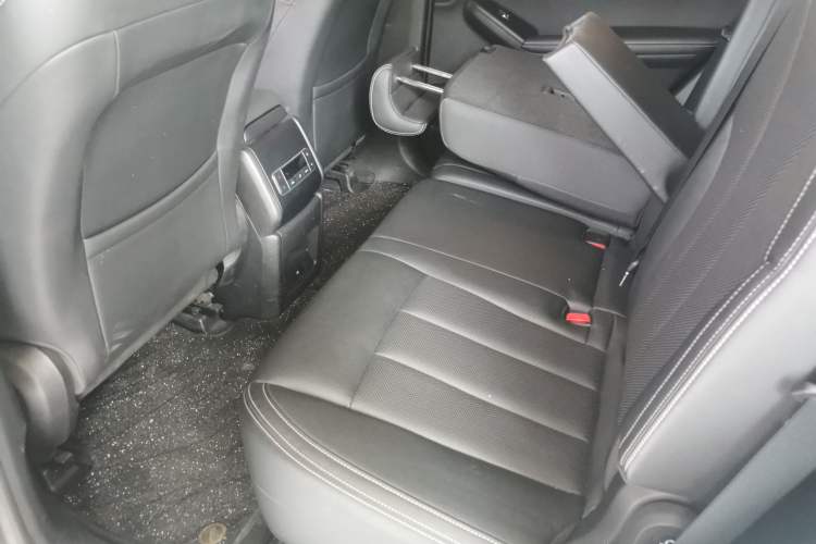 Used BYD Tang 2019 2.0T Automatic SmartConnect Prestige 7-Seater China VI Standard Left Rear Seat