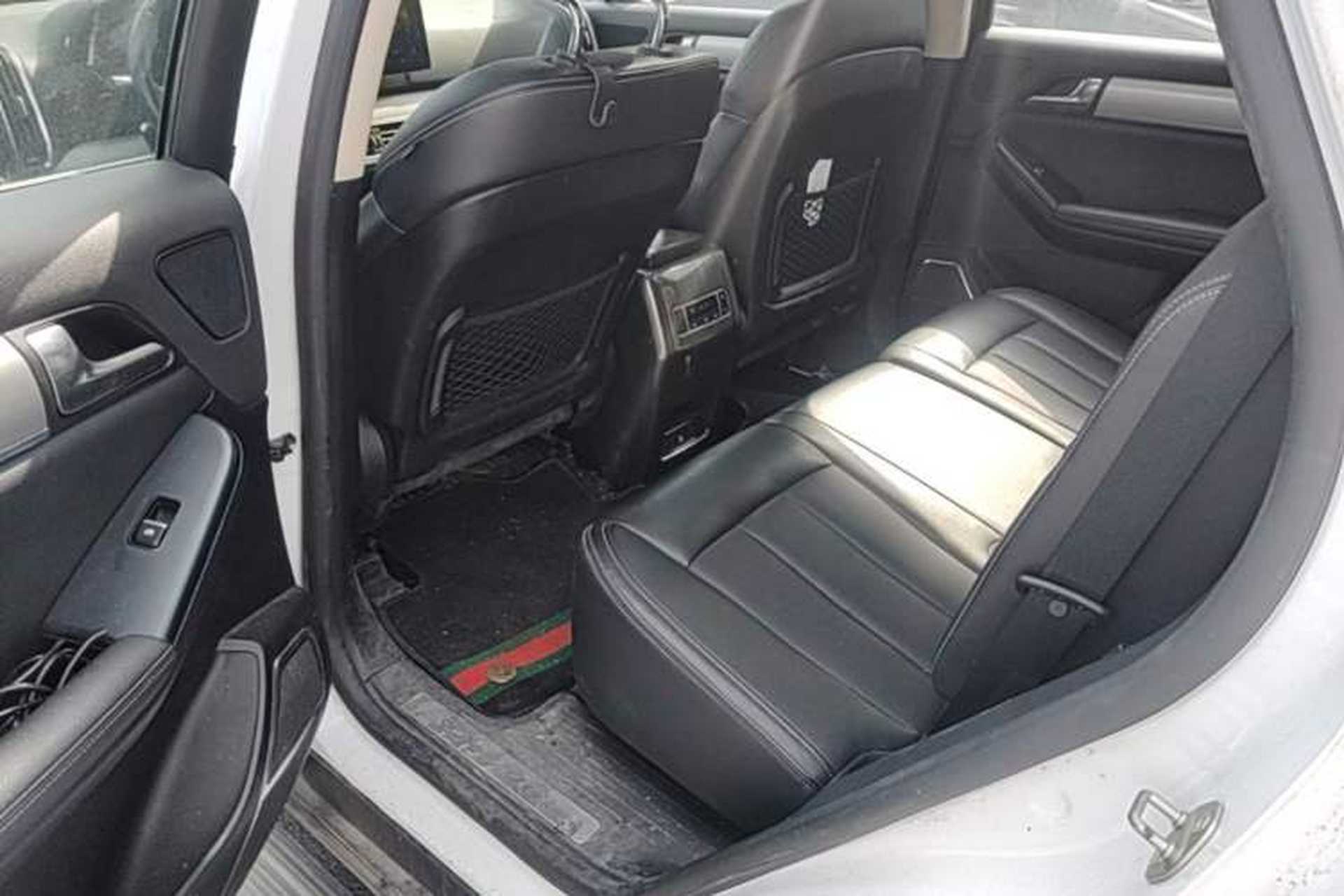 Used BYD Tang 2019 2.0T Automatic SmartConnect Luxury 7-Seater China VI Standard Left Rear Seat