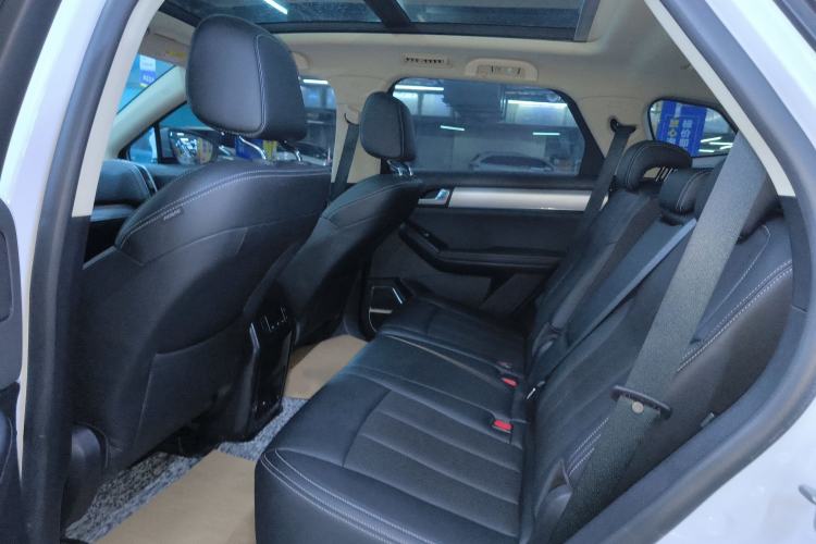 Used BYD Tang 2019 2.0T Automatic SmartConnect Prestige 7-Seater China VI Standard Left Rear Seat