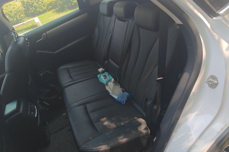 Used BYD Tang 2019 2.0T Automatic SmartConnect Prestige 5-Seater China VI Standard Left Rear Seat