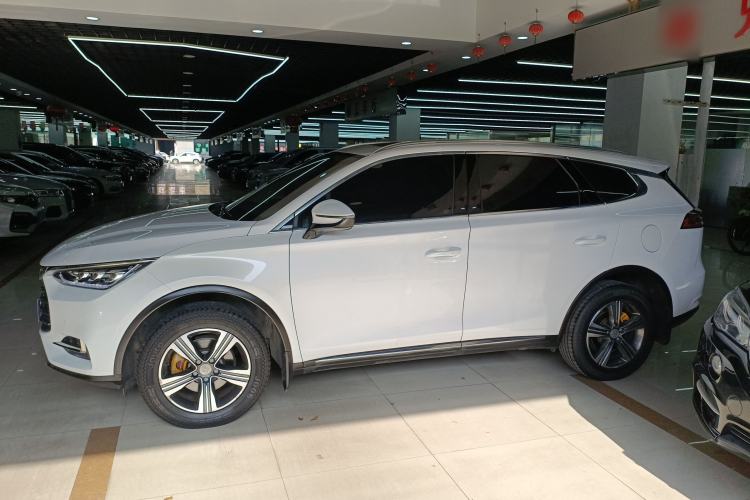 Used BYD Tang 2019 2.0T Automatic SmartConnect Luxury Edition 5 Seats China VI Standard Left Side