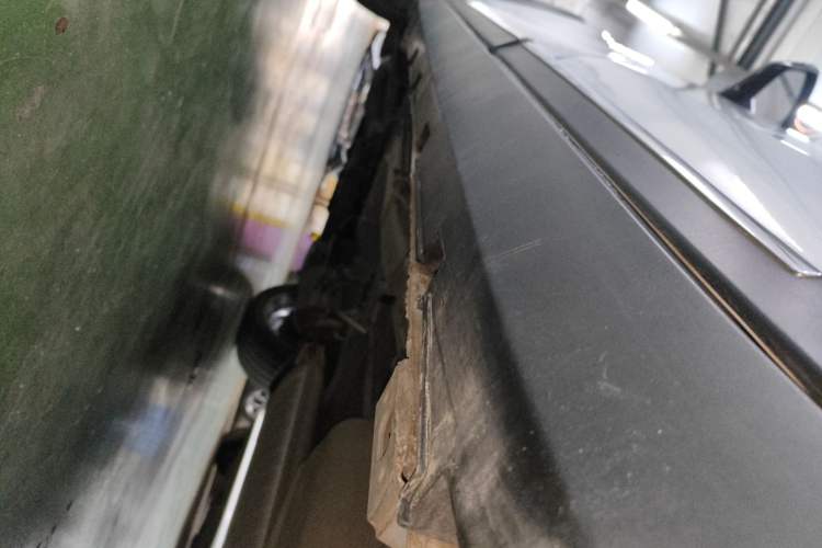Used BYD Tang 2019 2.0T Automatic SmartConnect Prestige 5-Seater China VI Standard Left Side Sill