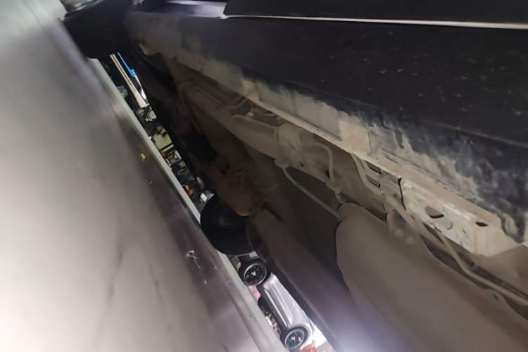 Used BYD Tang 2019 2.0T Automatic SmartConnect Luxury Edition 7 Seats China VI Standard Left Side Sill
