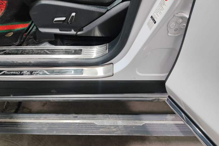 Used BYD Tang 2019 2.0T Automatic SmartConnect Luxury 7-Seater China VI Standard Left Side Sill