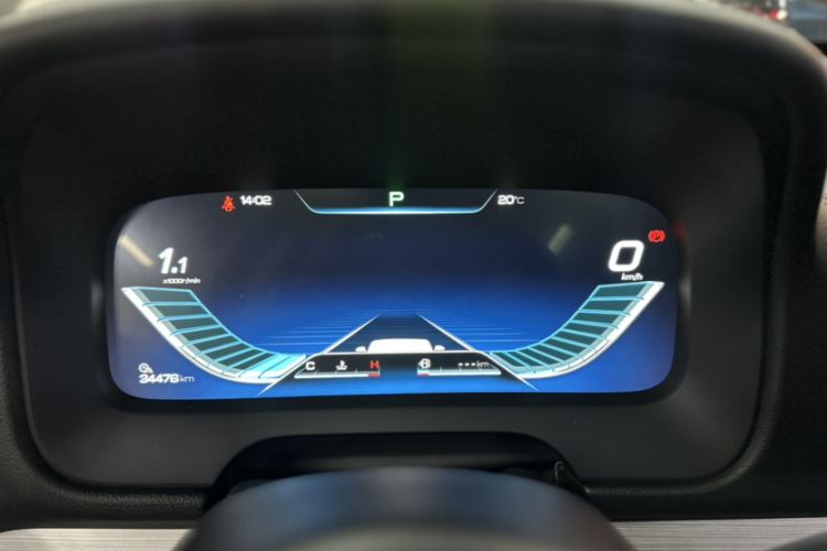 Used BYD Tang 2019 2.0T Automatic SmartConnect Luxury 7-Seater China VI Standard Odometer Close Up