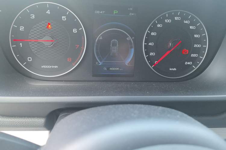 Used BYD Tang 2019 2.0T Automatic SmartConnect Luxury Edition 5 Seats China VI Standard Odometer Close Up