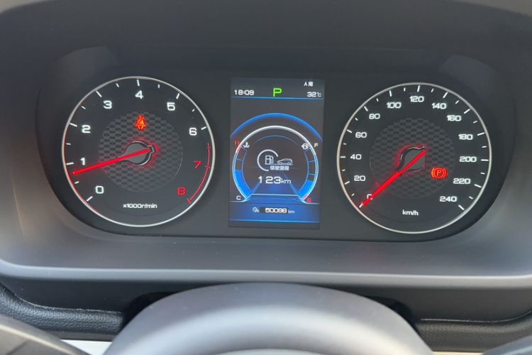 Used BYD Tang 2019 2.0T Automatic SmartConnect Prestige 7-Seater China VI Standard Odometer Close Up