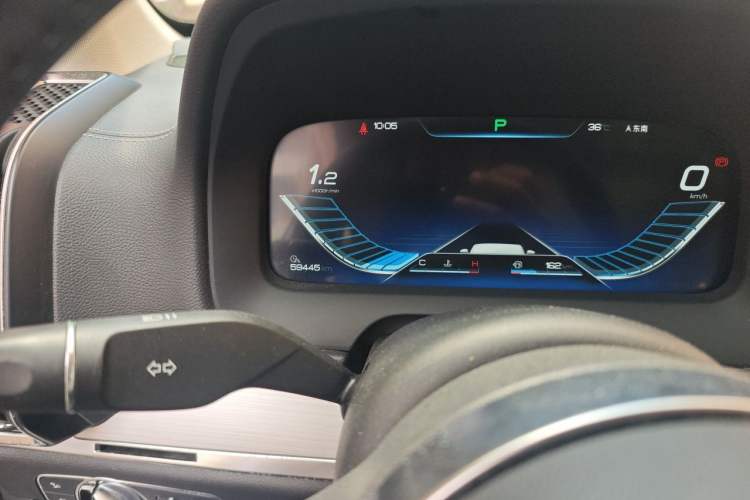 Used BYD Tang 2019 2.0T Automatic SmartConnect Luxury 7-Seater China VI Standard Odometer Close Up