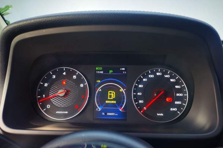 Used BYD Tang 2019 2.0T Automatic SmartConnect Prestige 7-Seater China VI Standard Odometer Close Up