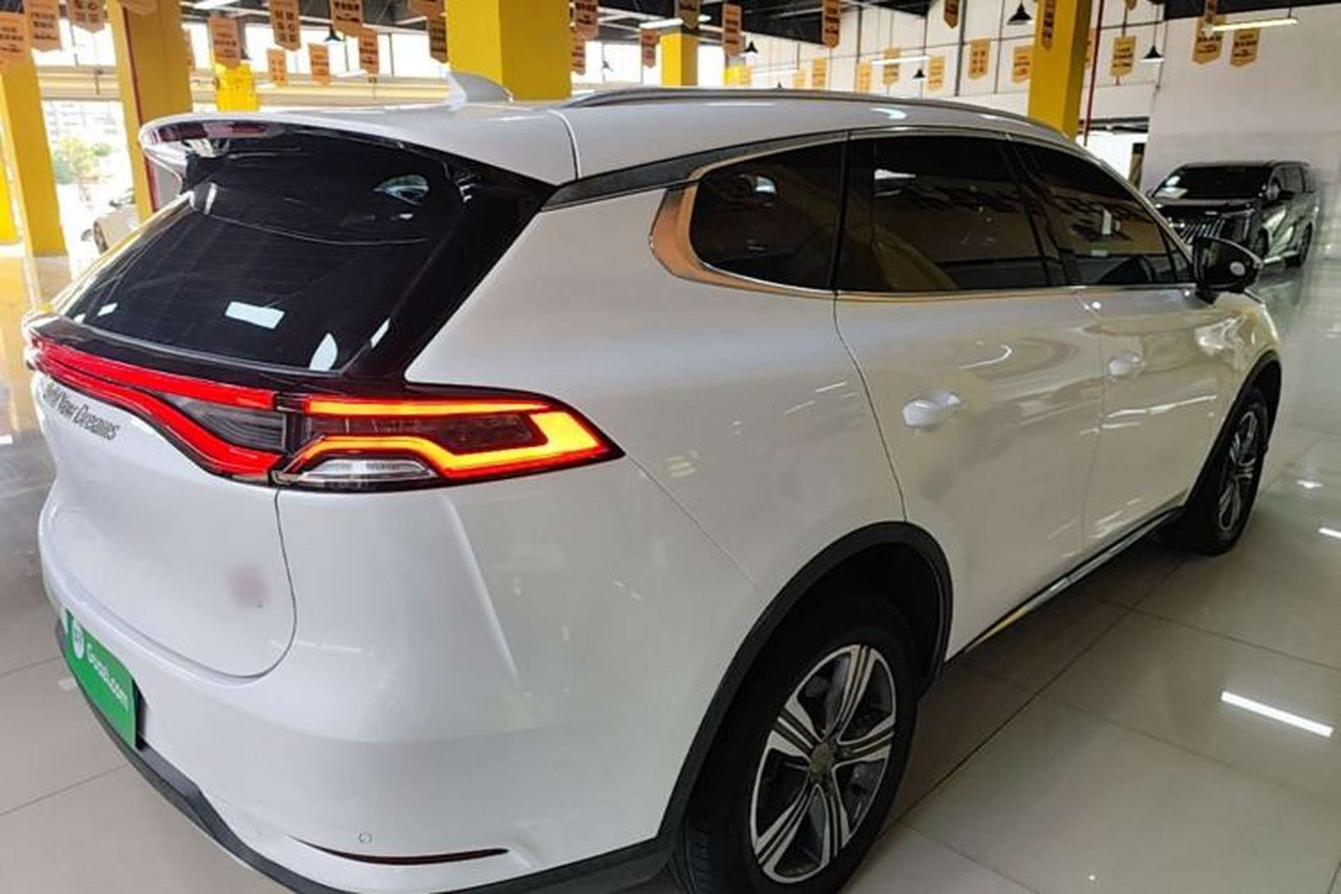 Used BYD Tang 2019 2.0T Automatic SmartConnect Luxury Edition 5 Seats China VI Standard Rear Right 45 Deg