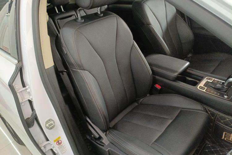 Used BYD Tang 2019 2.0T Automatic SmartConnect Luxury Edition 5 Seats China VI Standard Right Front Seat
